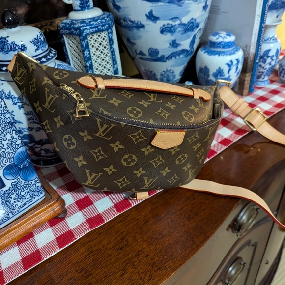 Bum Bag Boogie - Picture 7 of 7